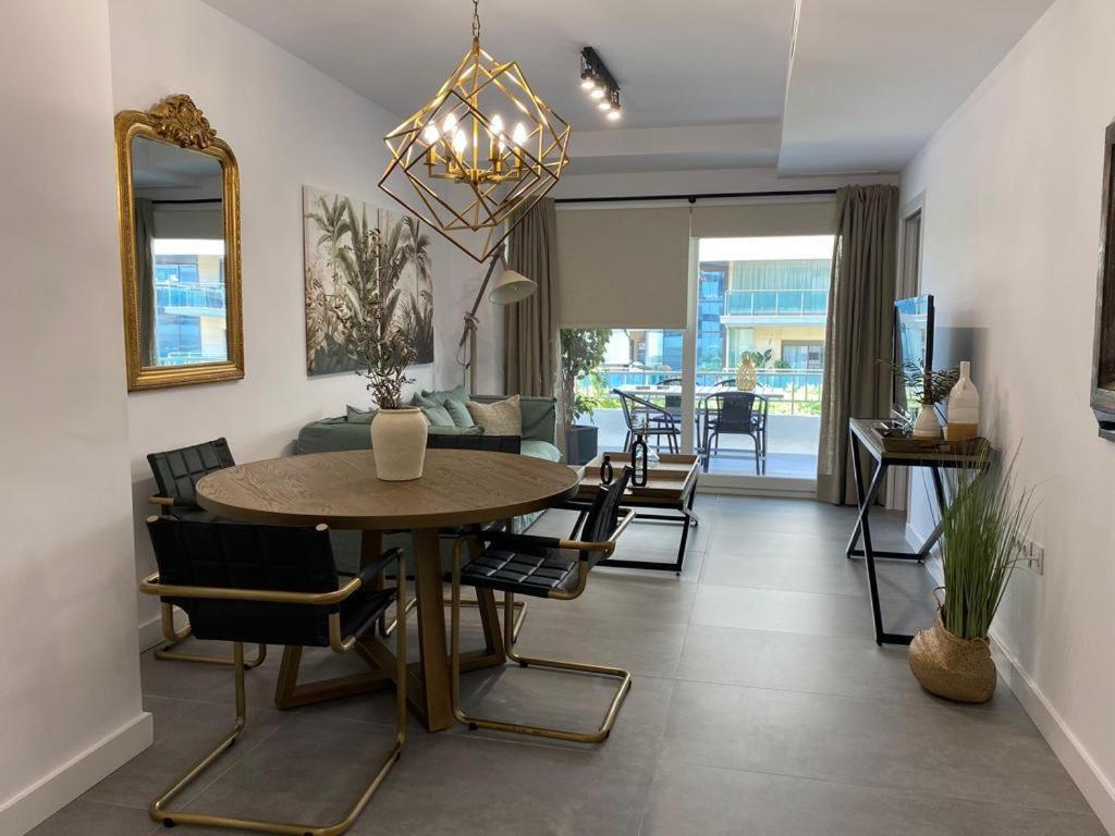 Roy Boston Marbella By Florentia Homes 外观 照片
